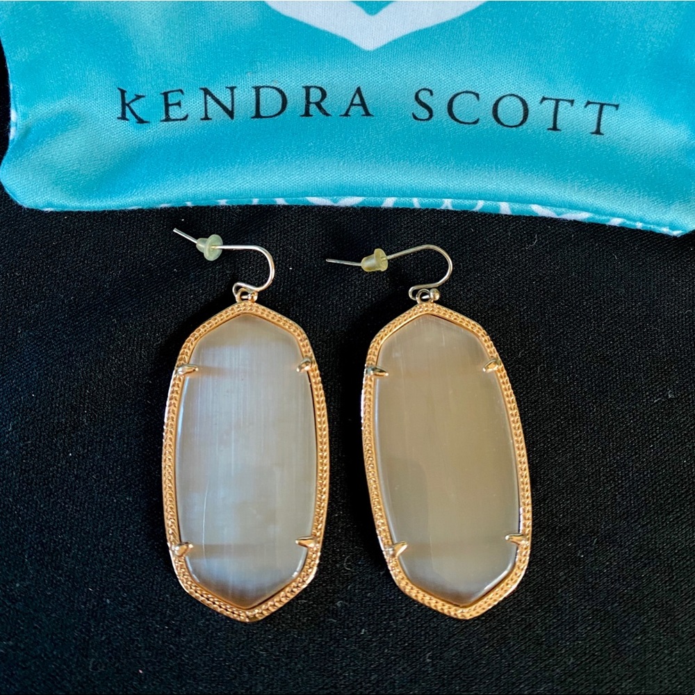 Kendra Scott Pearl Elle Drop Earrings